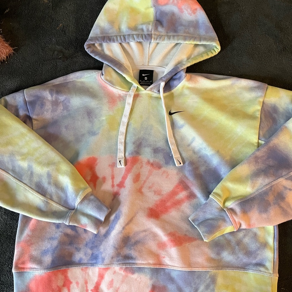 Nike tie dye jacket